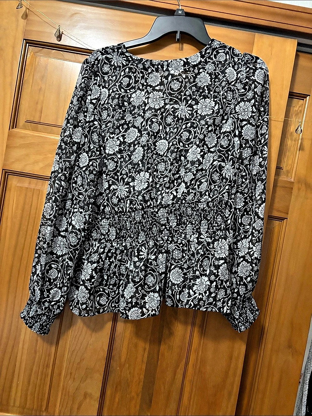 Old Navy Smocked Floral Sheer Blouse Black & White Medium